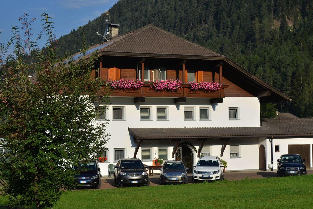 Pension Pichler К'єнес Екстер'єр фото